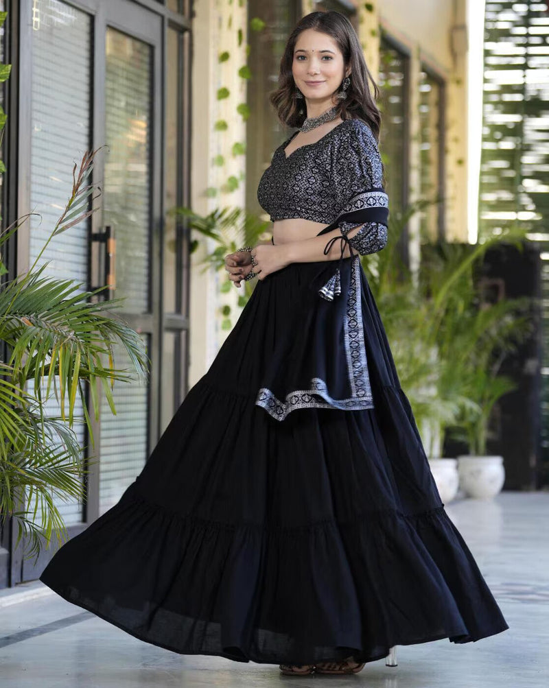 Women Flared Lehenga & Choli with Dupatta