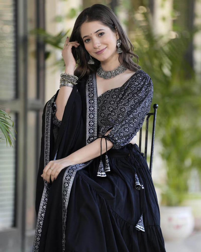 Women Flared Lehenga & Choli with Dupatta