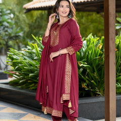 Women Viscose Rayon Kurta Pant Dupatta Set - Maroon