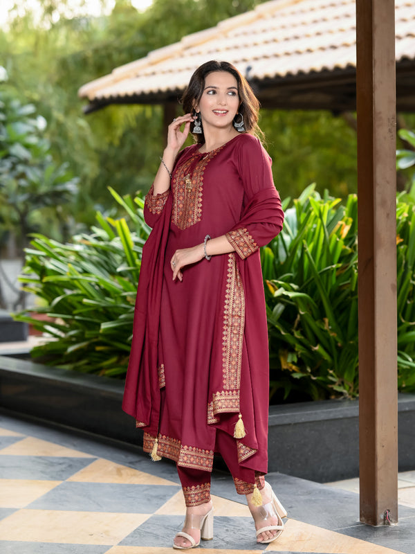 Women Viscose Rayon Kurta Pant Dupatta Set - Maroon