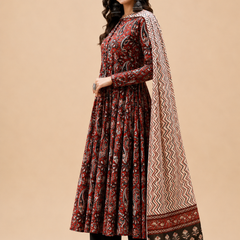 Women Printed Anarkali Kurta, Pant & Dupatta Set (Red)