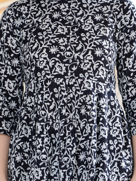 Floral Printed Round Neck Peplum Top