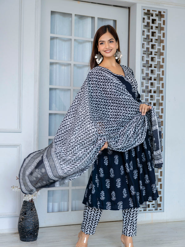 Women Block printed Angarakha Kurta and pant Set with Dupatta
