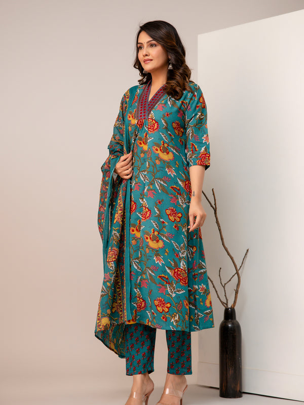 Women Floral Print Straight Kurta Set