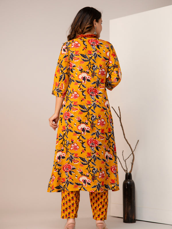 Women Floral Print Straight Kurta Set