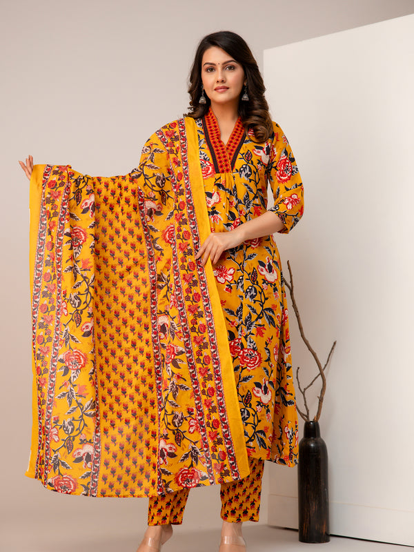 Women Floral Print Straight Kurta Set