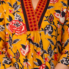 Women Floral Print Straight Kurta Set