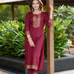 Women Viscose Rayon Kurta Pant Dupatta Set - Maroon
