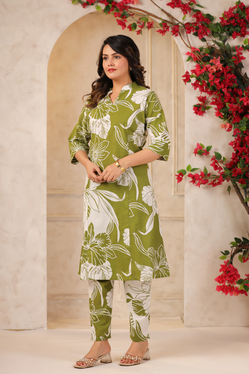Women's Floral Printed Straight Co-ord Set