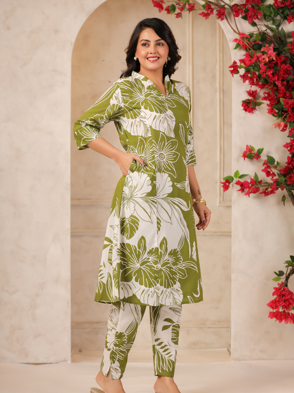 Women's Floral Printed Straight Co-ord Set