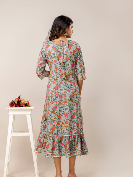 Women Floral Embroidered Gotta Patti Anarkali Kurta