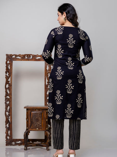 Women Printed Straight Kurta and Pant set with Dupatta