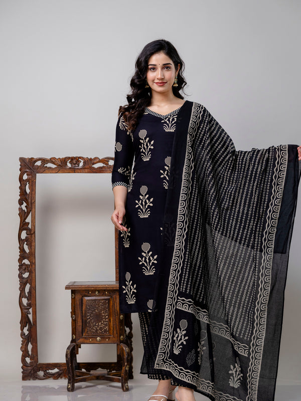 Women Printed Straight Kurta and Pant set with Dupatta