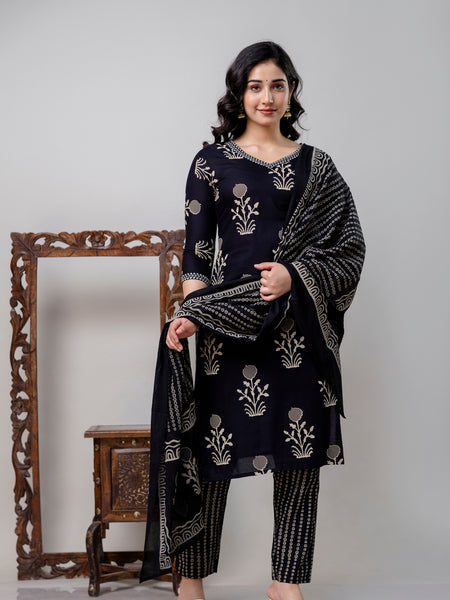 Women Printed Straight Kurta and Pant set with Dupatta