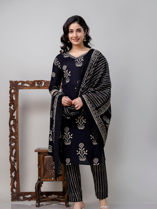 Women Printed Straight Kurta and Pant set with Dupatta