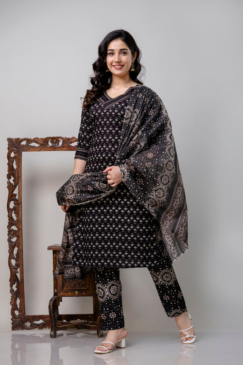 Women Printed A-Line Kurta With Pants & Dupatta