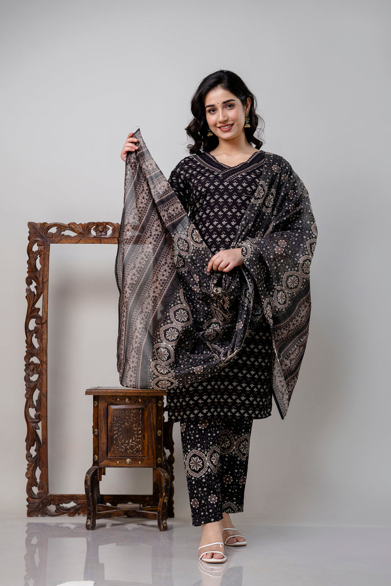 Women Printed A-Line Kurta With Pants & Dupatta