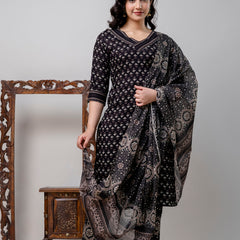 Women Printed A-Line Kurta With Pants & Dupatta