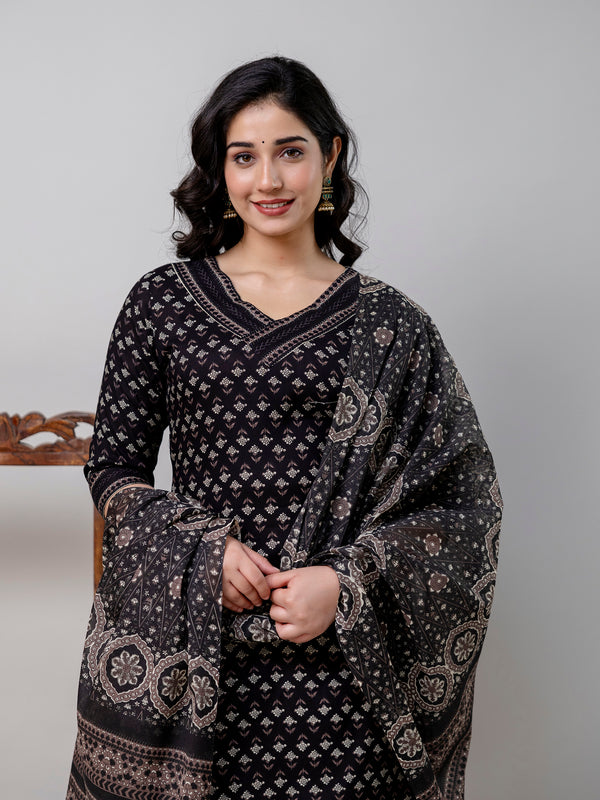 Women Printed A-Line Kurta With Pants & Dupatta