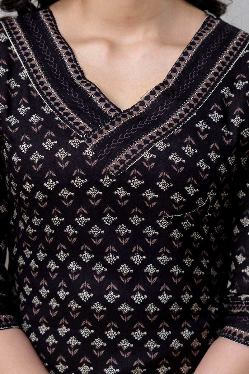 Women Printed A-Line Kurta With Pants & Dupatta