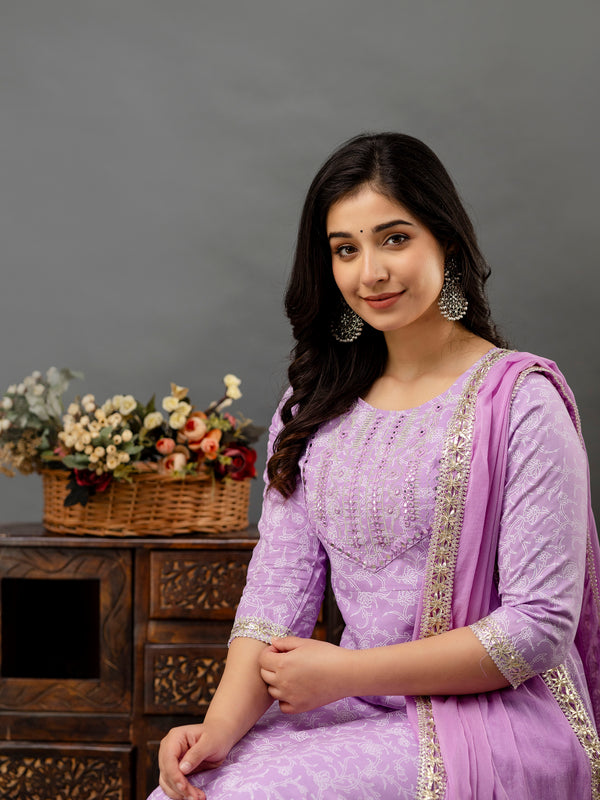 Women Printed Anarkali kurta and pant set with Dupatta