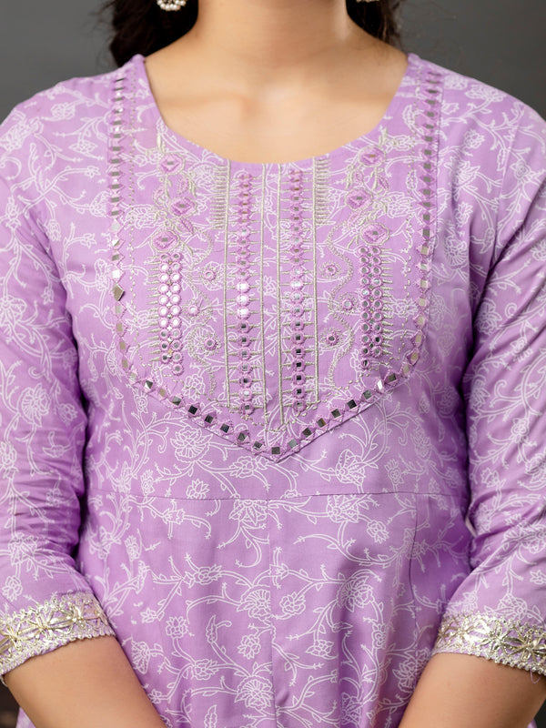 Women Printed Anarkali kurta and pant set with Dupatta