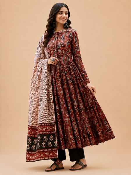 Women Printed Anarkali Kurta, Pant & Dupatta Set (Red)