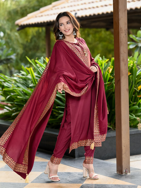 Women Viscose Rayon Kurta Pant Dupatta Set - Maroon