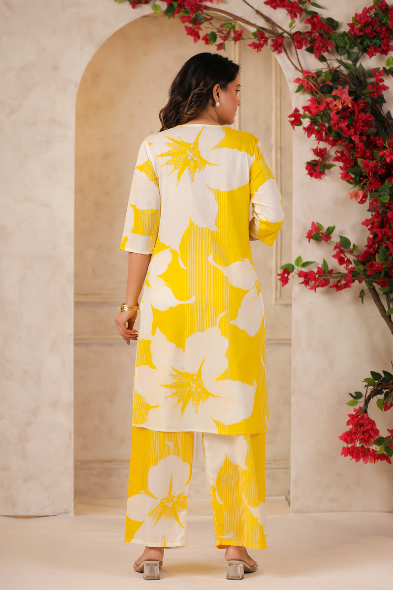 Women's Floral Printed Straight Co-ord Set