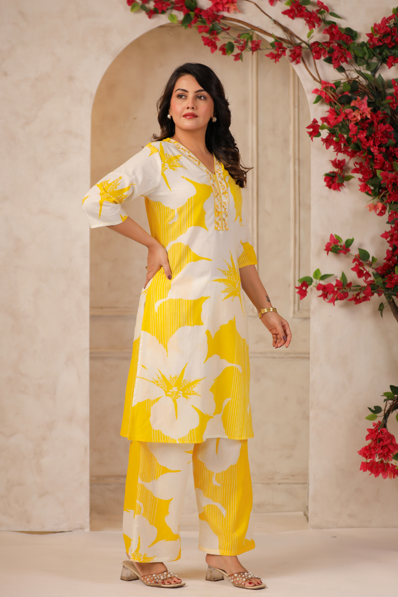 Women's Floral Printed Straight Co-ord Set