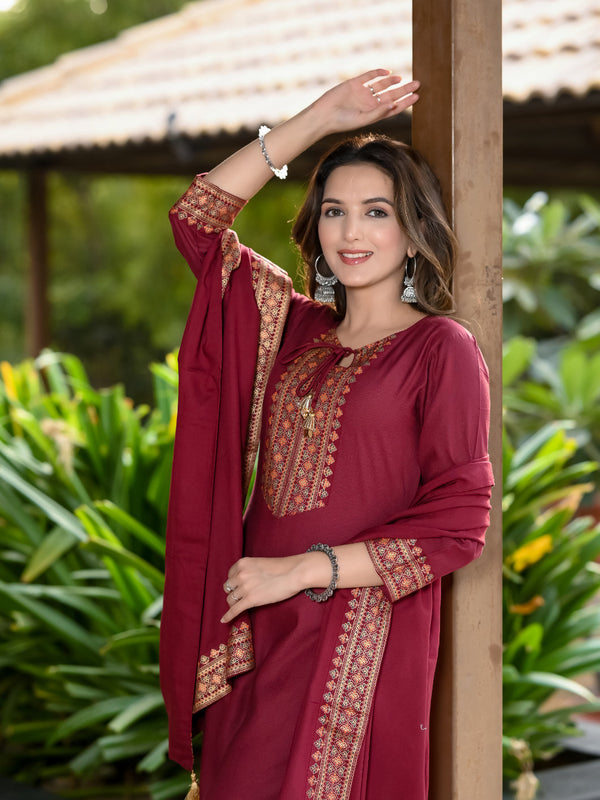 Women Viscose Rayon Kurta Pant Dupatta Set - Maroon
