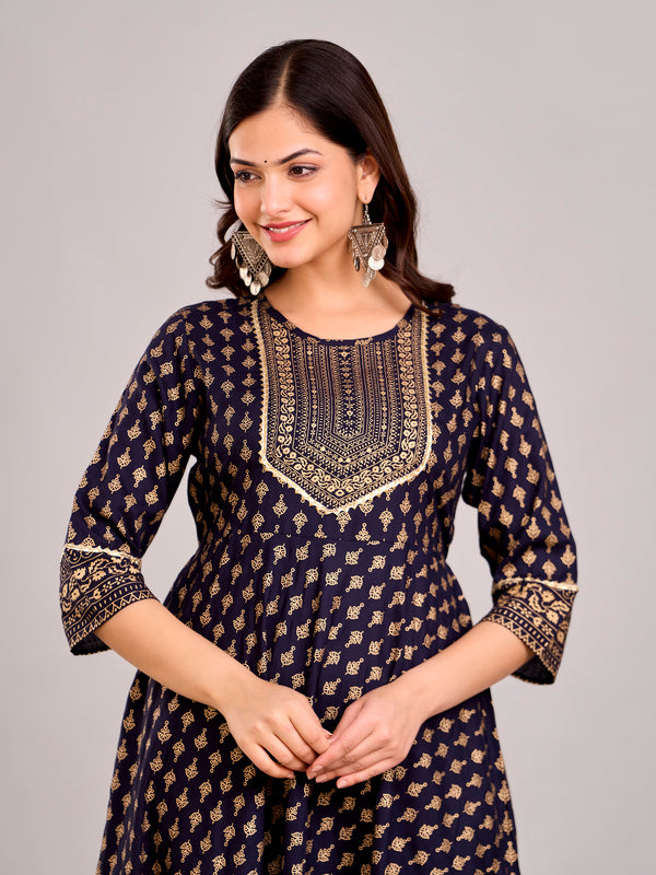 Women Printed  Rayon Anarkali Kurta  (Blue)