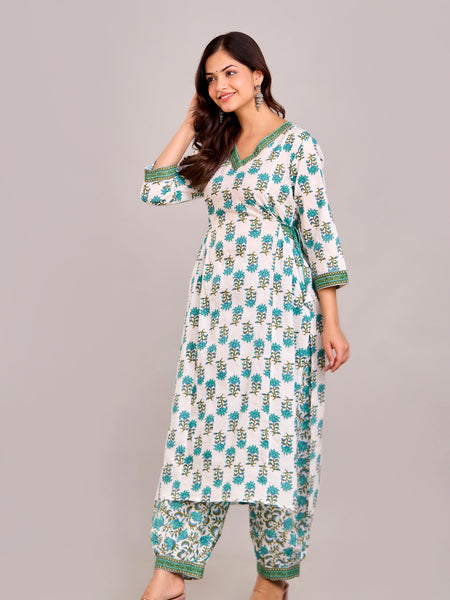 Women Rayon Kurta Pant Dupatta Set