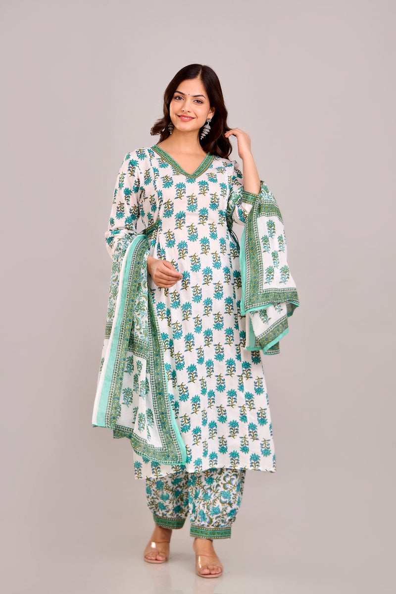 Women Rayon Kurta Pant Dupatta Set