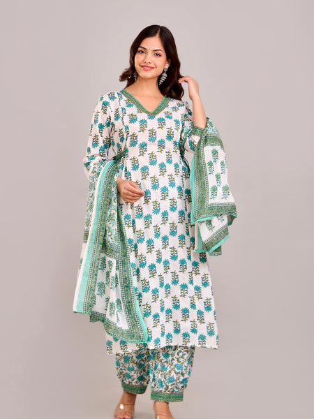 Women Rayon Kurta Pant Dupatta Set