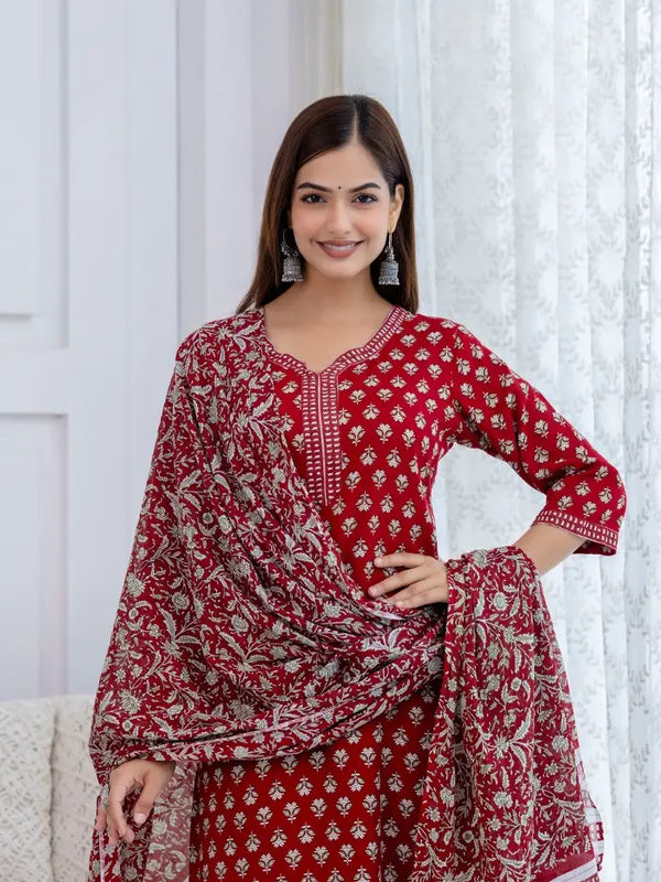 Bairaj Women's Red Printed Straight Kurta Set Closeup
