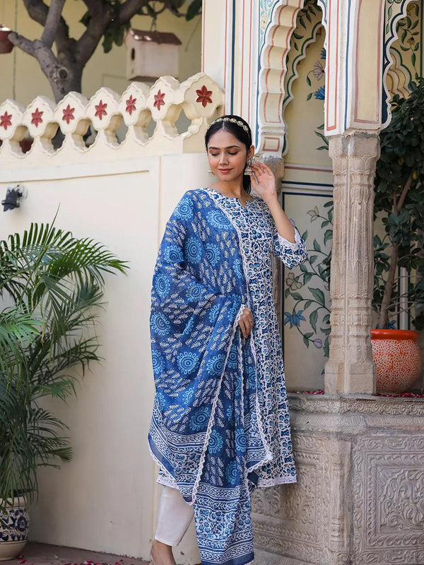 Floral Printed Pure Cotton Women's Kurta Pant Dupatta Set