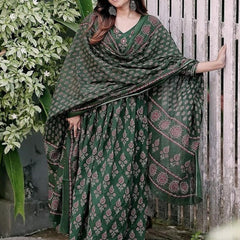 Elegant Green Anarkali Kurta Set with Dupatta & Gota Work Detailing Printed Anarkali Kurta Set