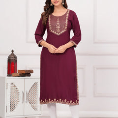 Women’s Embroidered 3/4 Sleeve Ethnic Wear Straight Kurta