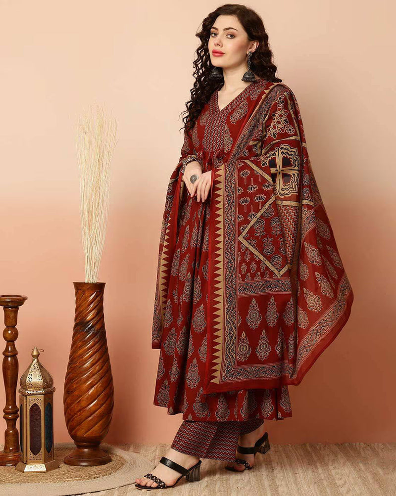 Women Printed Anarkali Kurta, Pant & Dupatta Set (Maroon) Printed Kurta, Palazzo & Dupatta Set