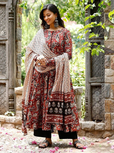Women Printed Anarkali Kurta, Pant & Dupatta Set (Red)