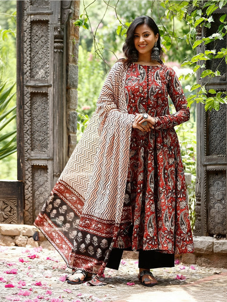 Women Printed Anarkali Kurta, Pant & Dupatta Set (Red)