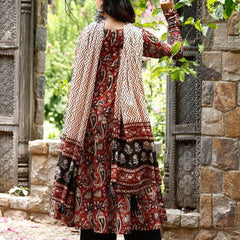 Women Printed Anarkali Kurta, Pant & Dupatta Set (Red)
