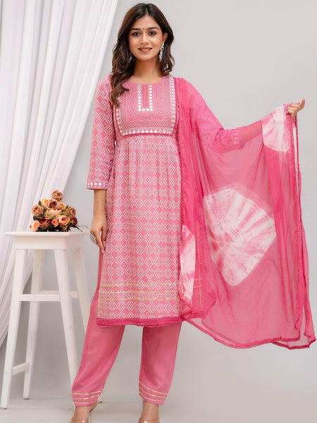 Embroidered Peach Bandhej Women Kurta Pyjama Set With Tie Dye Dupatta