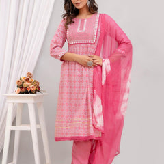 Embroidered Peach Bandhej Women Kurta Pyjama Set With Tie Dye Dupatta