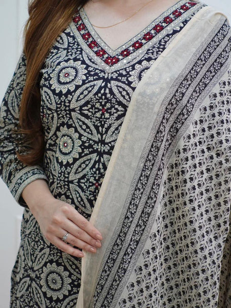 Women’s Printed Kurta Set with Dupatta | Designer Handwork Neck Design
