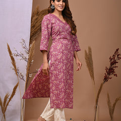 Pink Floral Printed Rayon Straight Kurta with V-Neck & 3/4th Sleeves